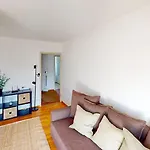 Cozy And Simple Apartments With Natural Light