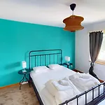 Cozy And Simple Apartments With Natural Light